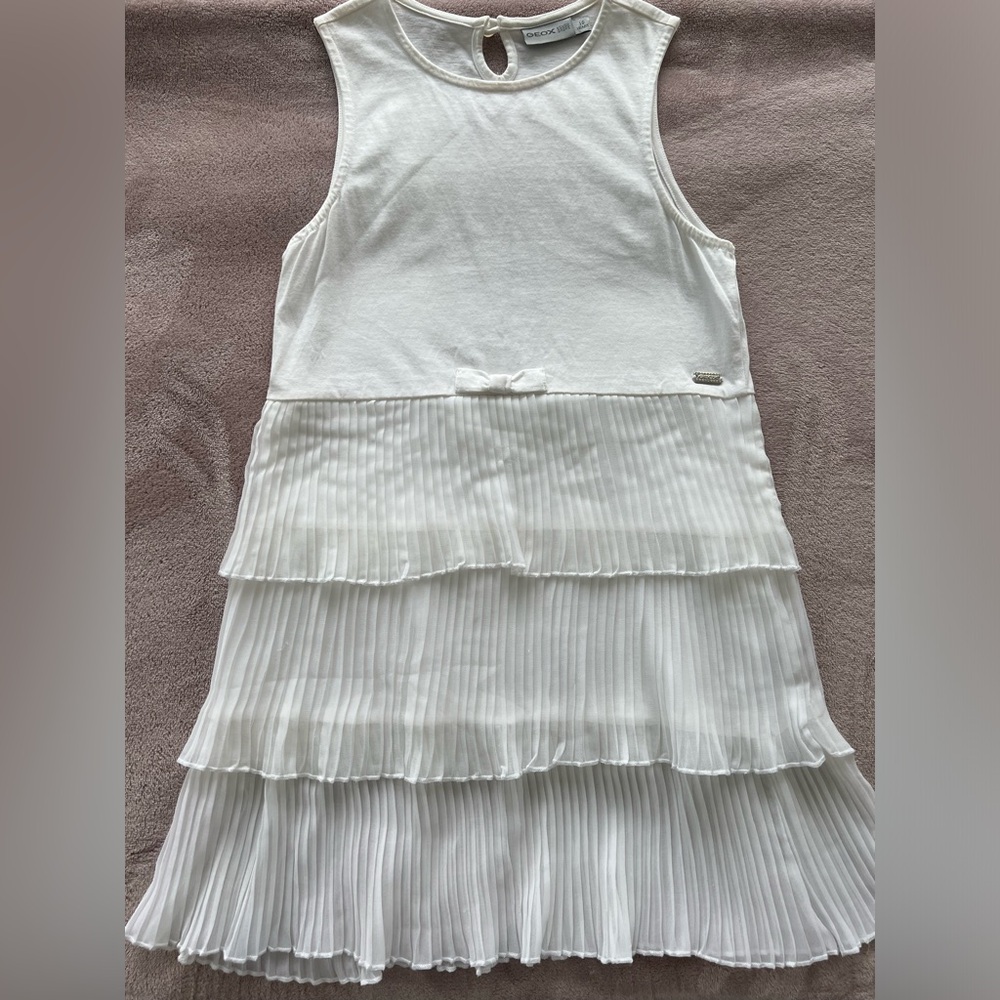 Dress - Picture 3 of 6